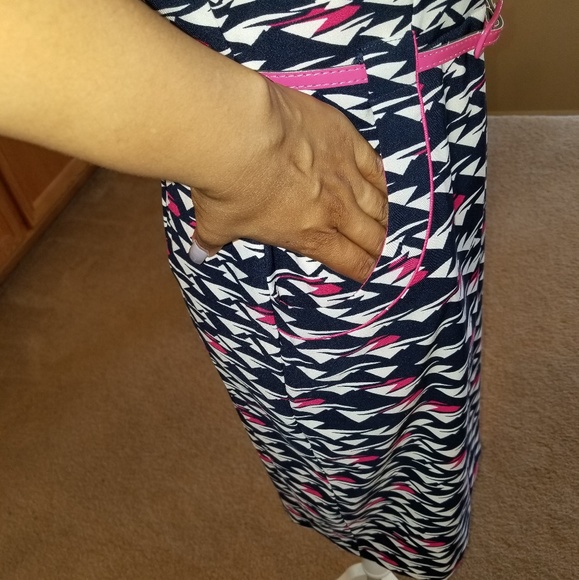 London Times Belted Dress w/ Pockets - Picture 4 of 7